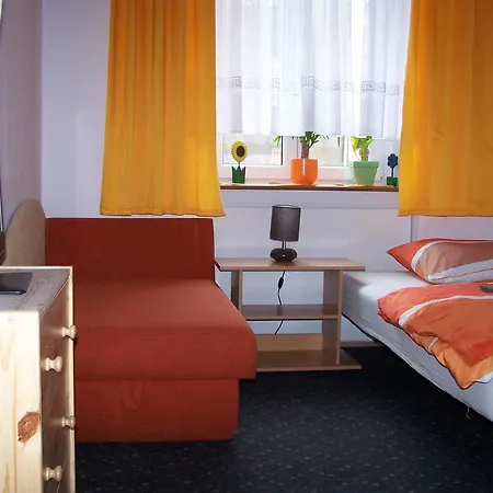 Film بيت شباب *